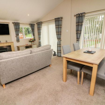 Villa The Warren Skipton Esterno foto